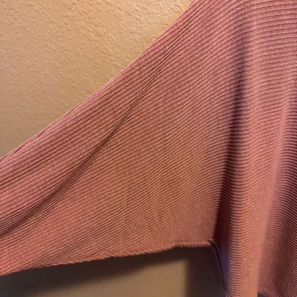 PST Pink long sleeve ribbed crop sweater - Picture 4 of 8